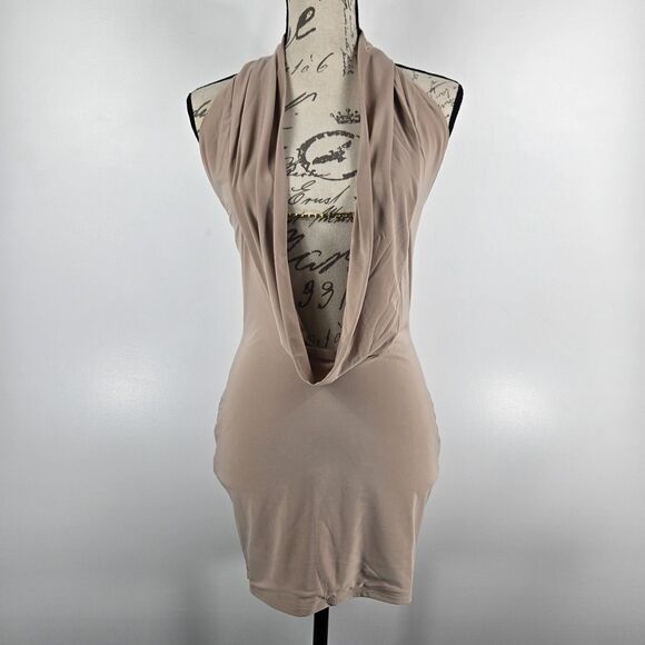 Pretty Little Thing Size 8 Stone Slinky Cowl Chain Detail Bodycon Dress NWT - Picture 1 of 11